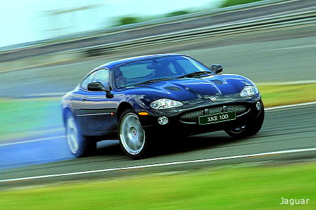 110107-JaguarXKR100-461