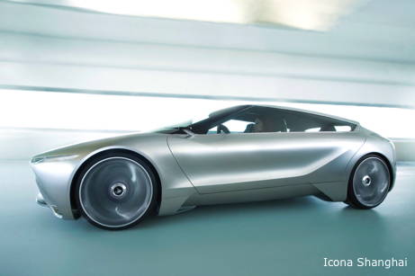 110417-iconafuselage1-461