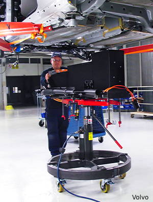 110608-Volvo-C30-electric-38544_1_5