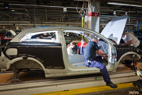 110608-Volvo-C30-electric-38548_1_5