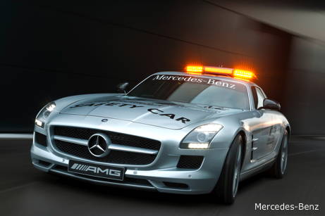110612-MercedesSLSSafetyCar-461