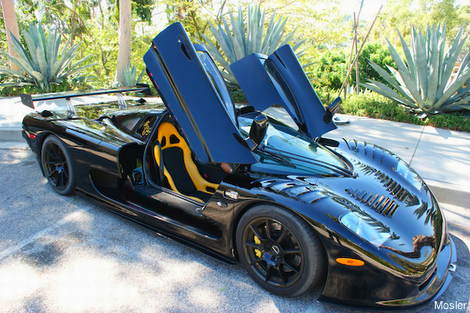 2012 Mosler Raptor GTR has a carbon fibre composite safety cell